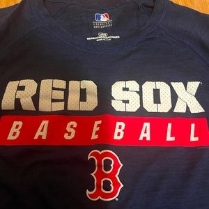 Men’s Red Sox t-shirt. Size large.